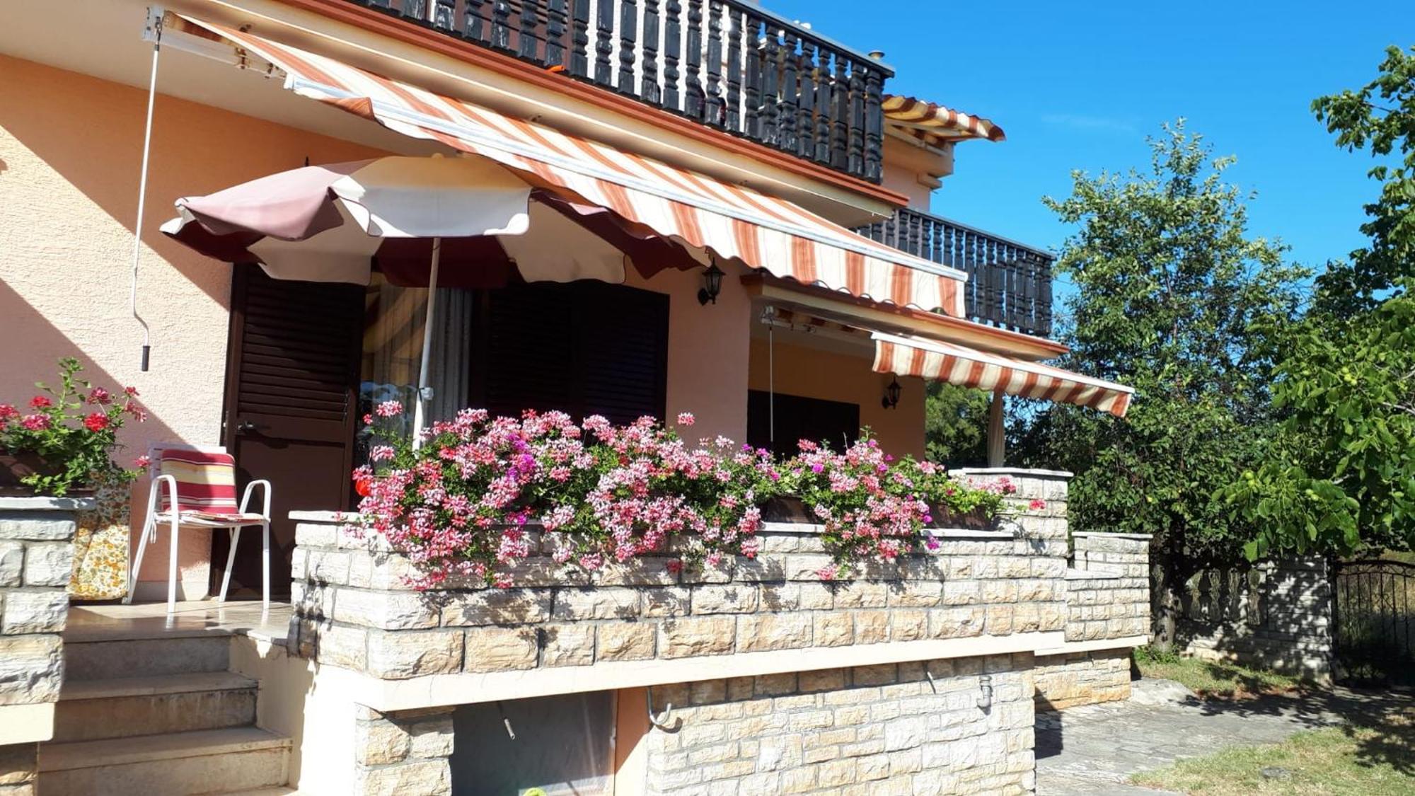 Apartments Santa Barbara 비오그라드나모루 외부 사진