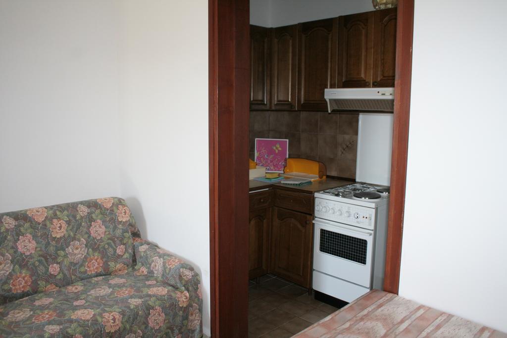 Apartments Santa Barbara 비오그라드나모루 객실 사진