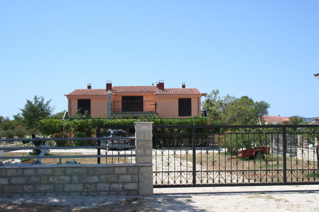 Apartments Santa Barbara 비오그라드나모루 외부 사진