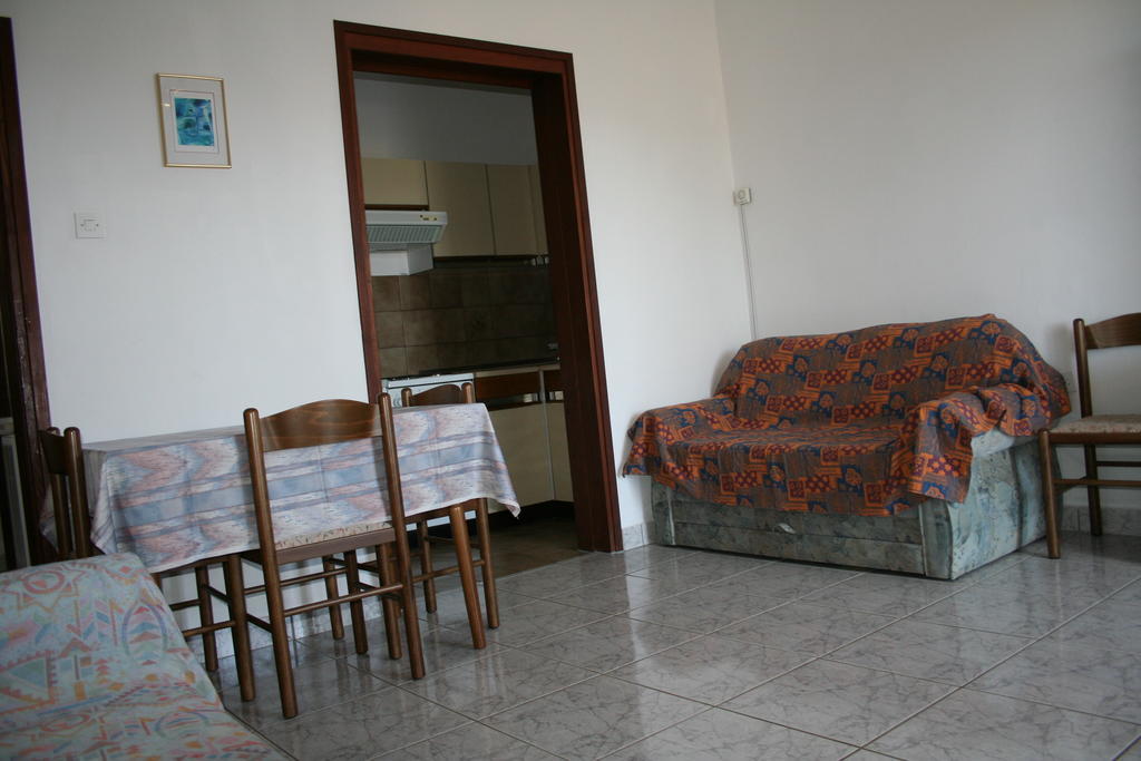 Apartments Santa Barbara 비오그라드나모루 객실 사진