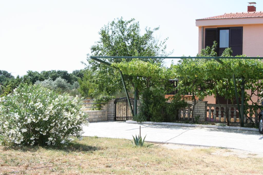 Apartments Santa Barbara 비오그라드나모루 외부 사진